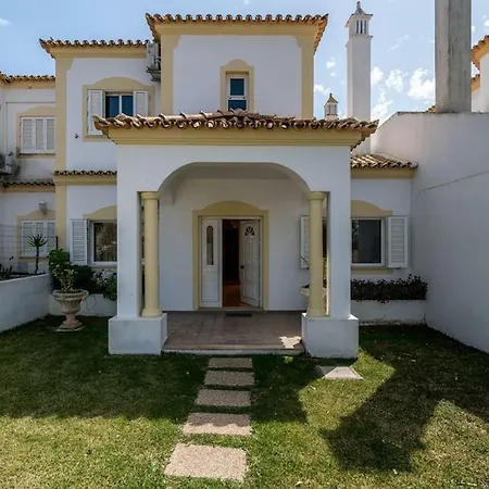The Village - At Casa de Férias *